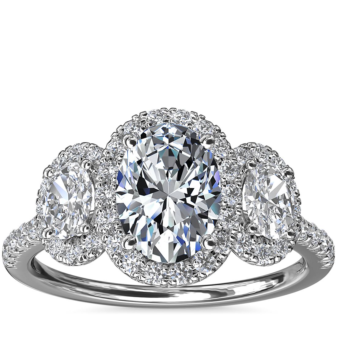 In beweging koper marmeren Three-Stone Oval Halo Diamond Engagement Ring in 14k White Gold | Blue Nile